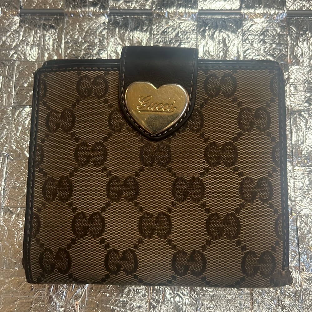 Vintage Authenic Gucci Guccissima wallet
